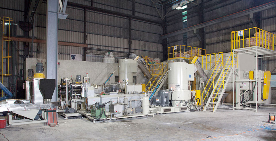 plastic recycling production line was completed in 2010